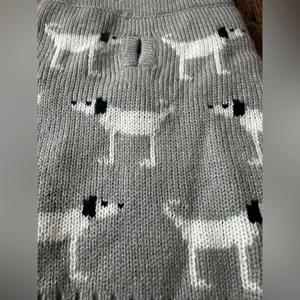 Stylish Gray Dog Print hoodie